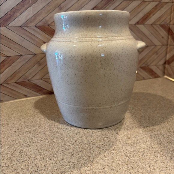 Red Wing Bob White Quail Bird cookie jar with mismatched lid - Picture 6 of 12